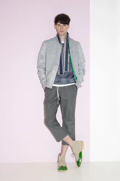 Look 12